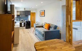 Cosy Studio In Central Reading